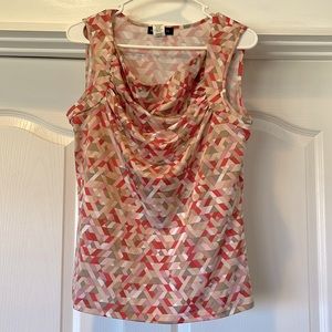 Women’ sleeveless top. Size large